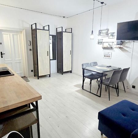 Siodemka By Rentoom Apartment Torun Ngoại thất bức ảnh